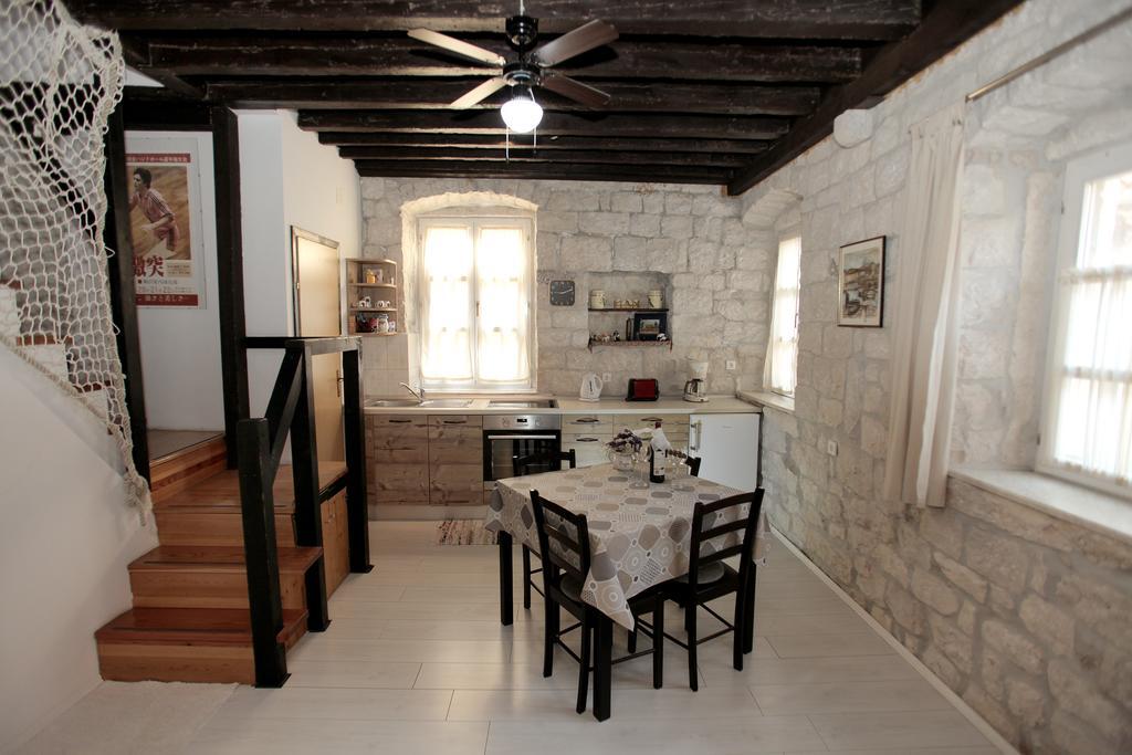 Apartment Tragurium Trogir Zewnętrze zdjęcie